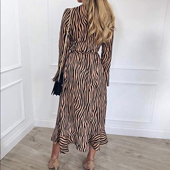 Long sleeves striped chiffon wrap dress - Picture 6 of 6